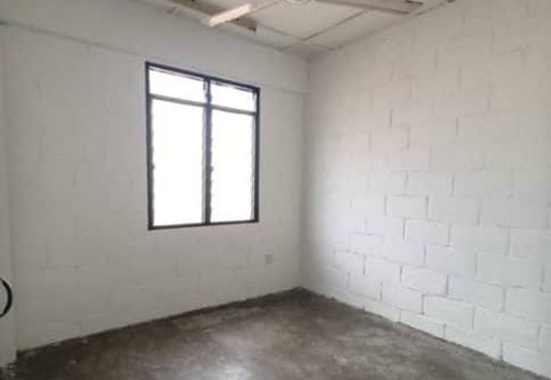 Flat Temenggong, Bandar Indahpura