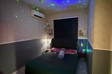 Sri Putra Apartments