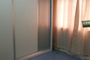 Taman Pulai Utama Flat