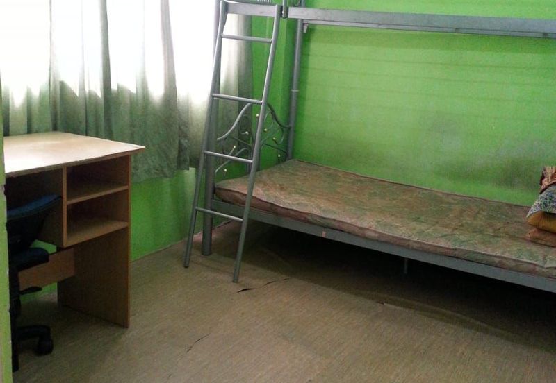 Taman Pulai Utama Flat