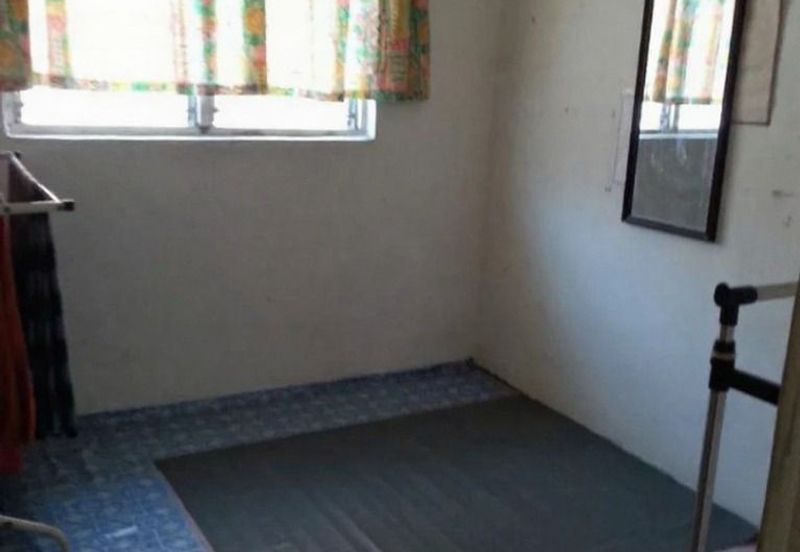 Taman Pulai Utama Flat