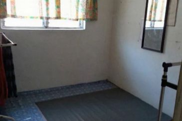 Taman Pulai Utama Flat