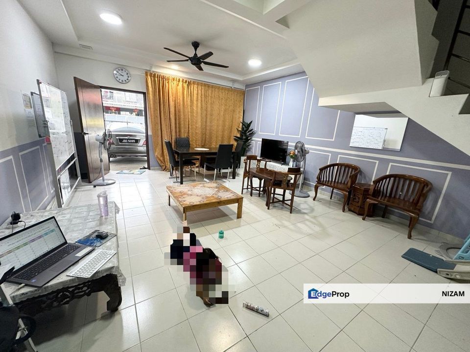 Jalan Tempua, Taman Scientex Pasir Gudang For Sale | Freehold | Full Loan & Cashback 40k | Renovated House, Johor, Pasir Gudang