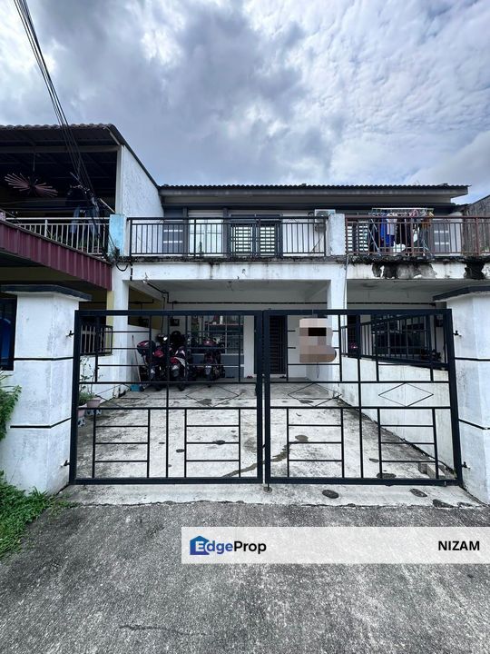 Jalan Tempua, Taman Scientex Pasir Gudang For Sale | Freehold | Full Loan & Cashback 40k | Renovated House, Johor, Pasir Gudang