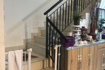 Jalan Setia Tropika 11