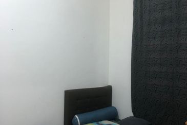 Jalan Setia Tropika 11