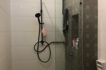 Jalan Setia Tropika 11