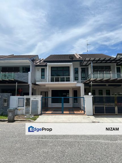 Bandar Uda Utama House For Rent - Near to Second Link | Gated & Guarded | Nearby schools and shops | 4 Bedroom 4 Bathroom, Johor, Skudai