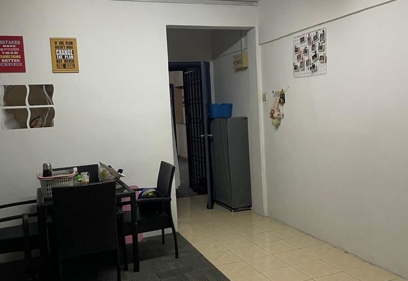 Pangsapuri Sri Ilham, Bandar Baru Seri Alam