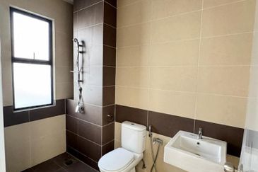 The Canal Garden South, Horizon Hills