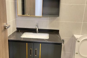 Twin Tower Residence