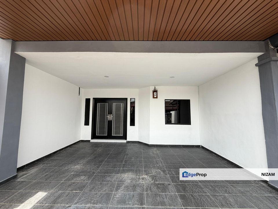 Single Storey Renovated House For Sale - Non Bumi Can Buy | Full Loan First Home Buyer | Matured Location, Johor, Skudai