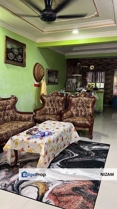 Double Storey House 3 Minutes to Paradigm - 14 KM To CIQ | Freehold | Full Renovated House | Full Loan, Johor, Johor Bahru