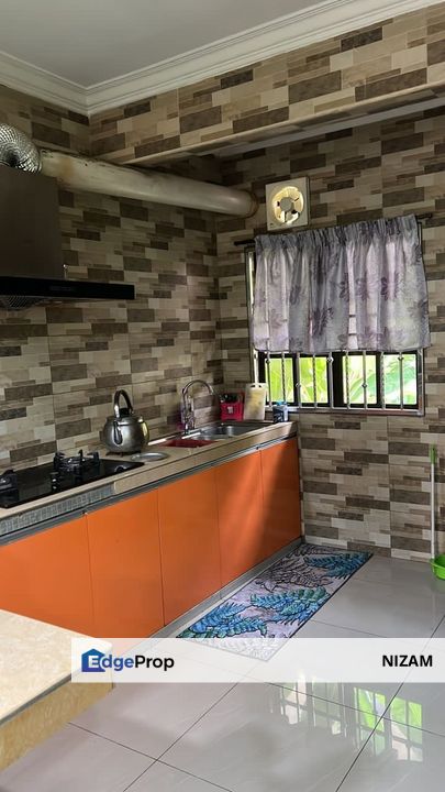 Double Storey House 3 Minutes to Paradigm - 14 KM To CIQ | Freehold | Full Renovated House | Full Loan, Johor, Johor Bahru