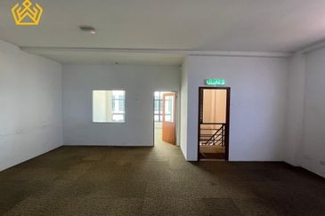 Jalan Bukit Kemuning