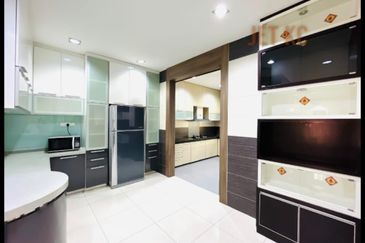 Lorong Batu Nilam 18 