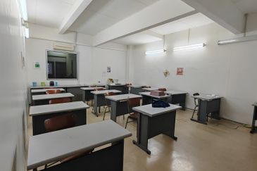 Bayu Tinggi Commercial Centre -Taipan