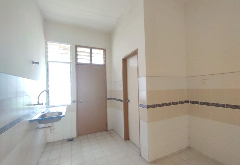 Jalan Setia Perdana BB U13/BD