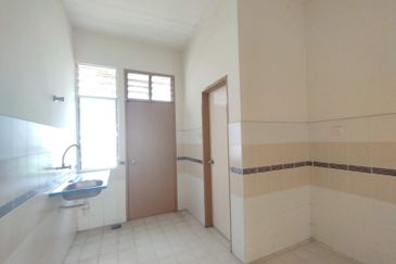 Jalan Setia Perdana BB U13/BD