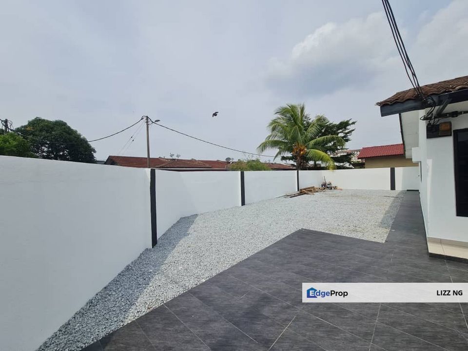 Taman Sentosa Newly Renovated 1 Storey Corner House For Sale, Selangor, Klang