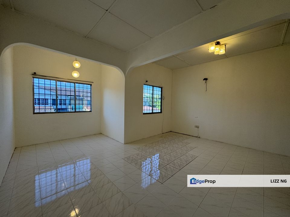 BELOW BANK VALUE!! Renovated & Good Condition House 18x55 For Sale, Selangor, Klang