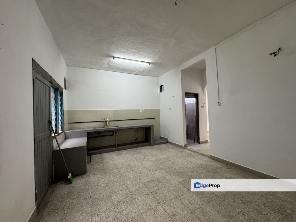 Klang Utama Nearby 99 Mart & Kopitiam House For Rent, Selangor, Klang