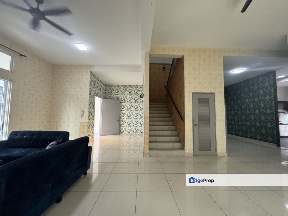 Canary Garden Fully Furnished with 5+1 Bedroom 5 Aircond For Rent, Selangor, Klang