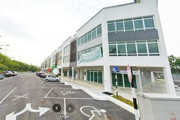 KLIA Business Center > Nilai - Intermediate Shop Office 15 minutes to KLIA  > For Rent