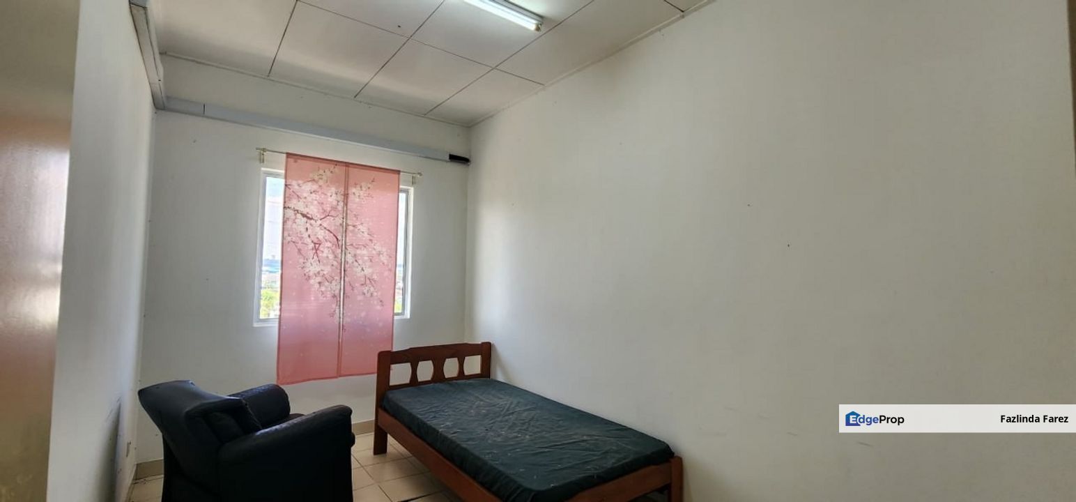Akasia Apt, Setia Alam >Spacious & Good Investment >For Sale, Selangor, Setia Alam/Alam Nusantara
