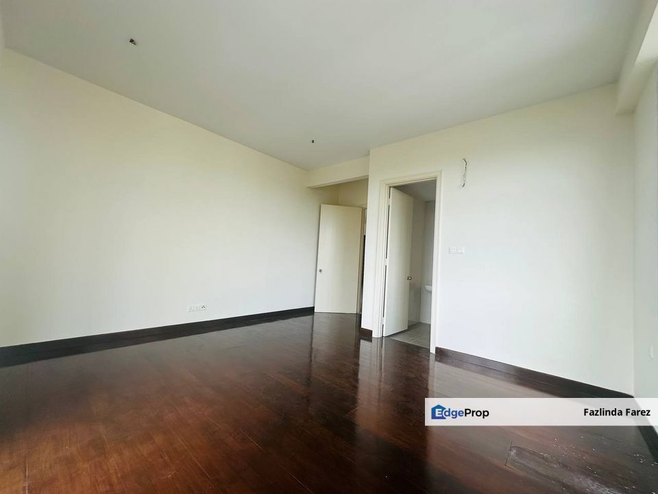 SS16, Subang Olives Residence > Below Market Rate> Dual Key with Balcony> For Sale, Selangor, Subang Jaya