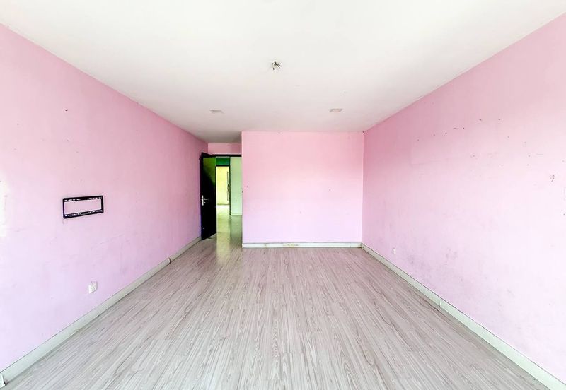 Serissa Denai Alam,U16 Shah Alam> Huge Land Below Market Rate > For Sale