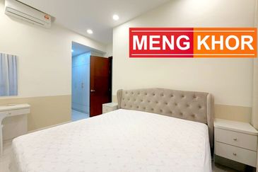 Queens Residences @ Queens Waterfront