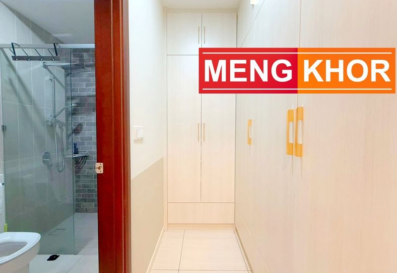 Queens Residences @ Queens Waterfront