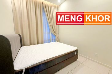 Queens Residences @ Queens Waterfront