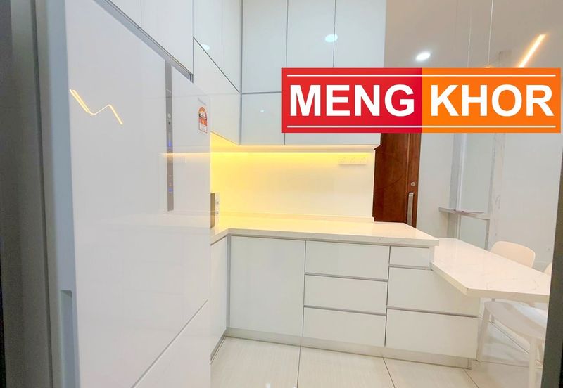 Queens Residences @ Queens Waterfront