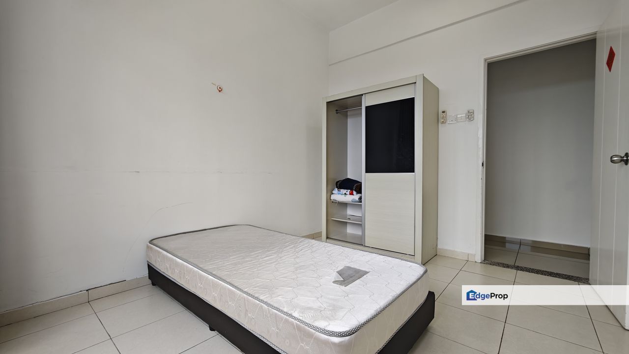 Arena Residence, corner, 2 car parks at Bayan Baru, Penang, Bayan Baru