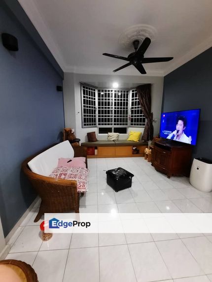 Worth buy unit at J Series | Greenlane, Penang, Greenlane