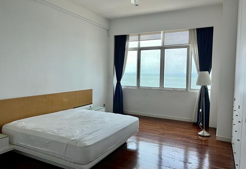 The Mayfair Condominium