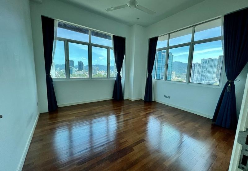 The Mayfair Condominium