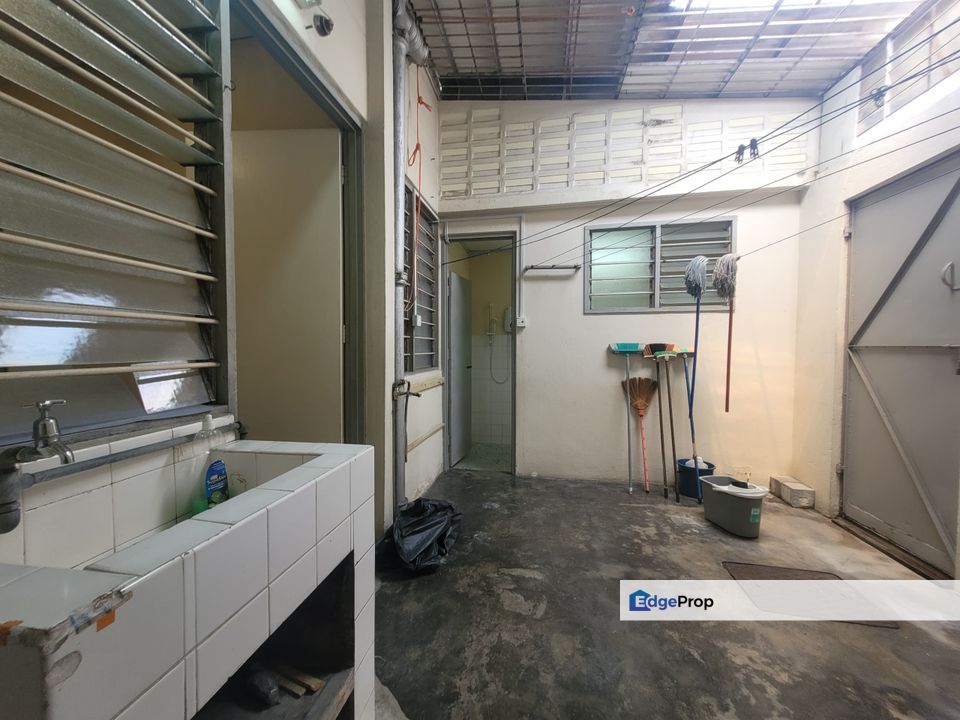 Double Storey Terrace House @ Island Park, Penang, Greenlane