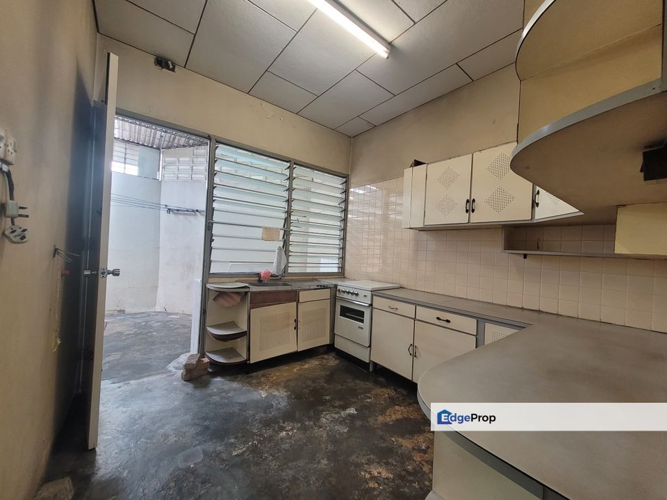 Double Storey Terrace House @ Island Park, Penang, Greenlane