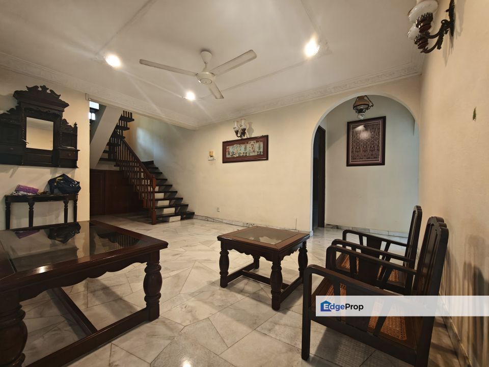 2 Storey Bungalow with Spacious Land Area, Worth Buy !, Penang, Gelugor