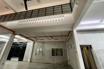 Jalan Kampung Pandan