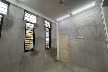 Jalan Kampung Pandan