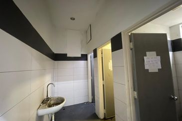 Jalan Kampung Pandan