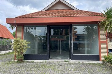 Jalan Kampung Pandan