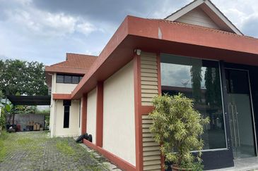 Jalan Kampung Pandan