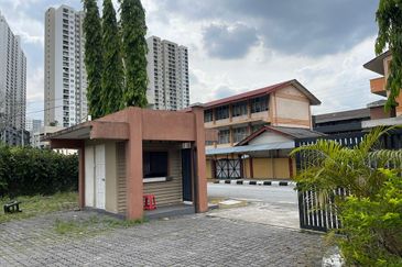 Jalan Kampung Pandan