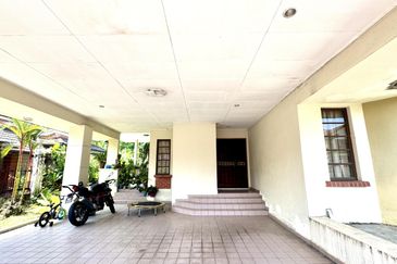 Bandar Tun Hussein Onn