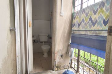 Taman Mawar, Bandar Baru Salak Tinggi